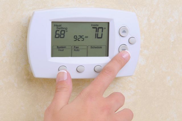 Honeywell Thermostat Blinking Cool On But Not Working : Troubleshooting Guide